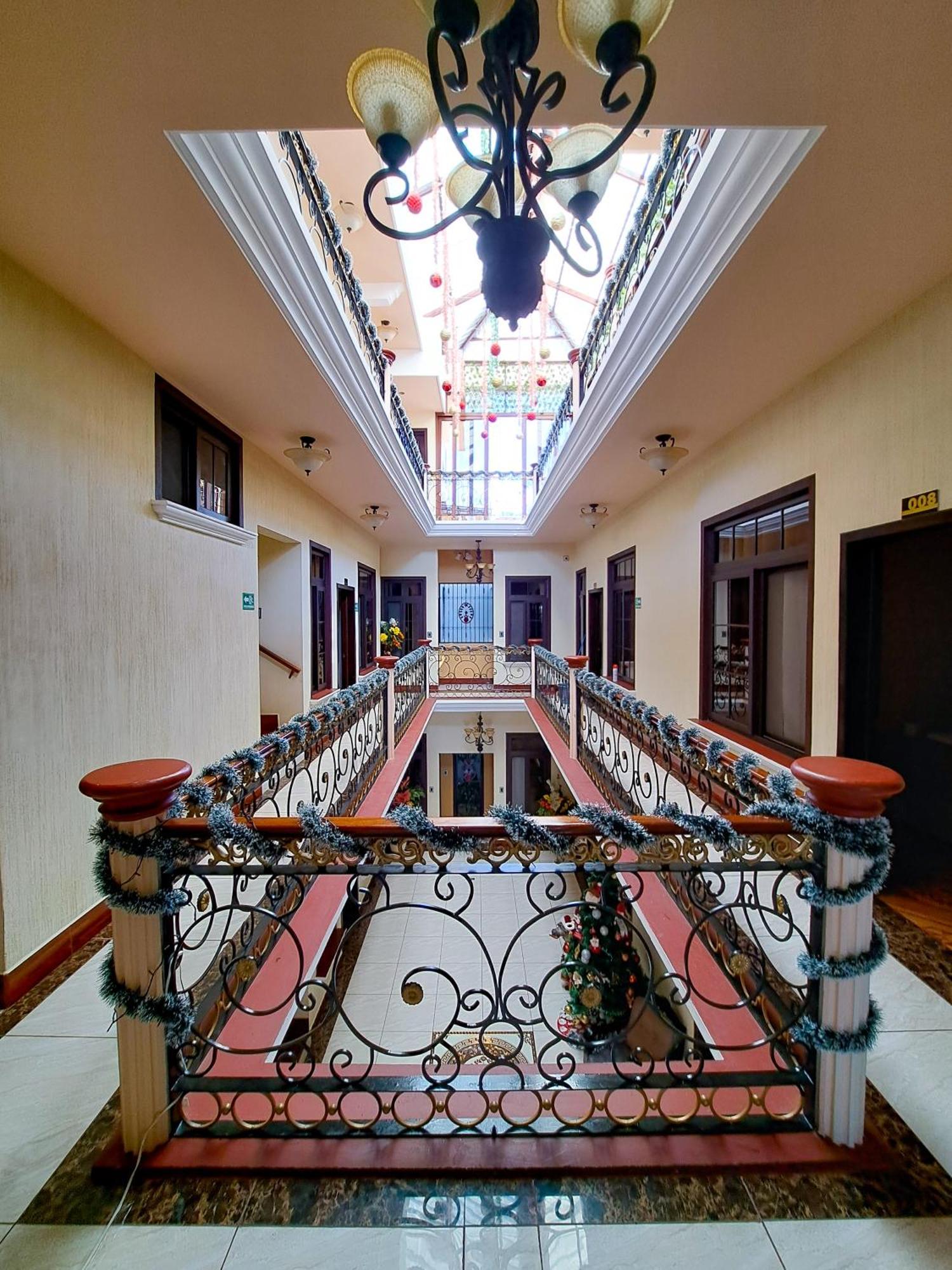 La Mansion Del Gran Jaguar Hotel Retalhuleu Luaran gambar