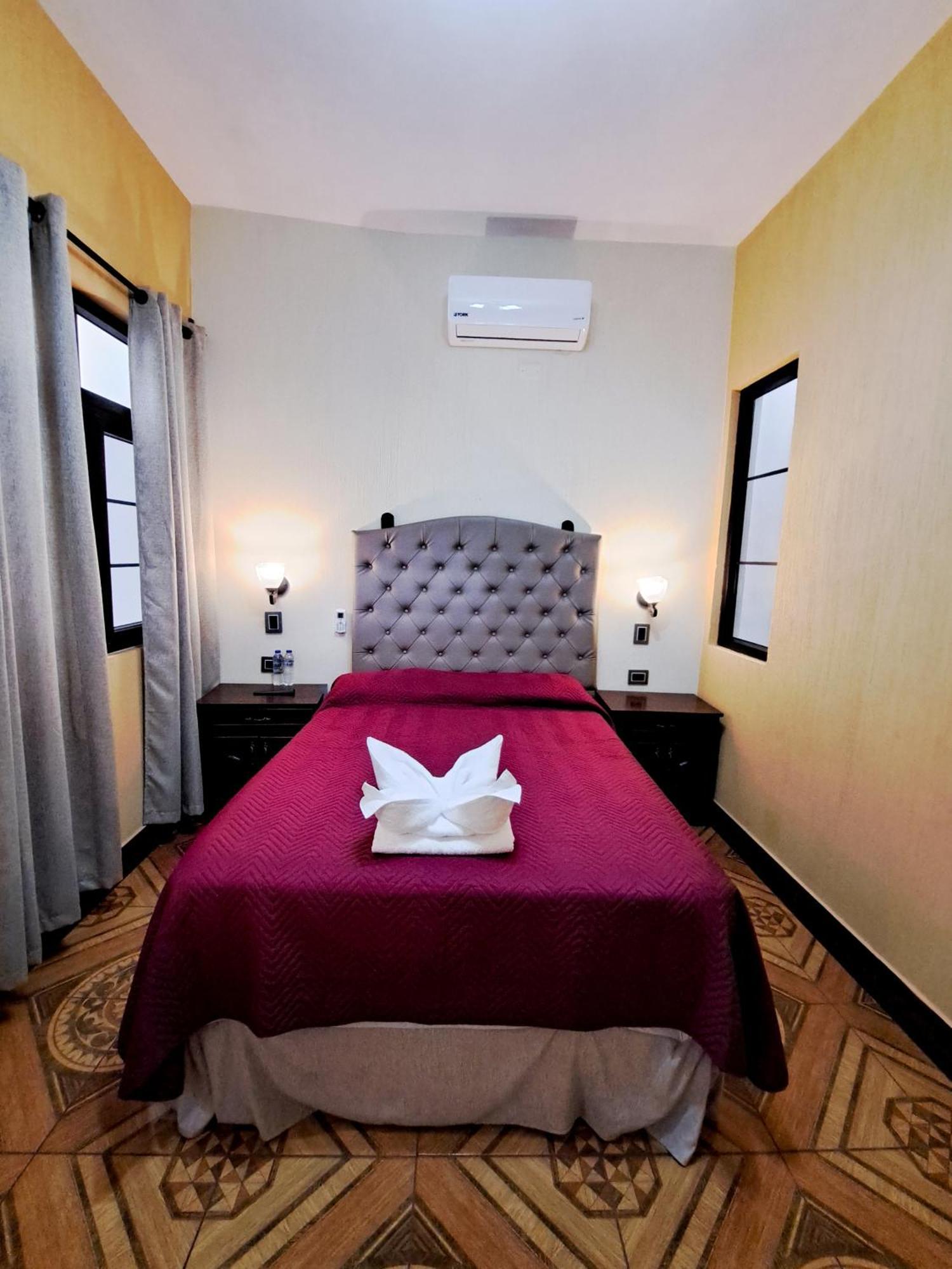 La Mansion Del Gran Jaguar Hotel Retalhuleu Luaran gambar